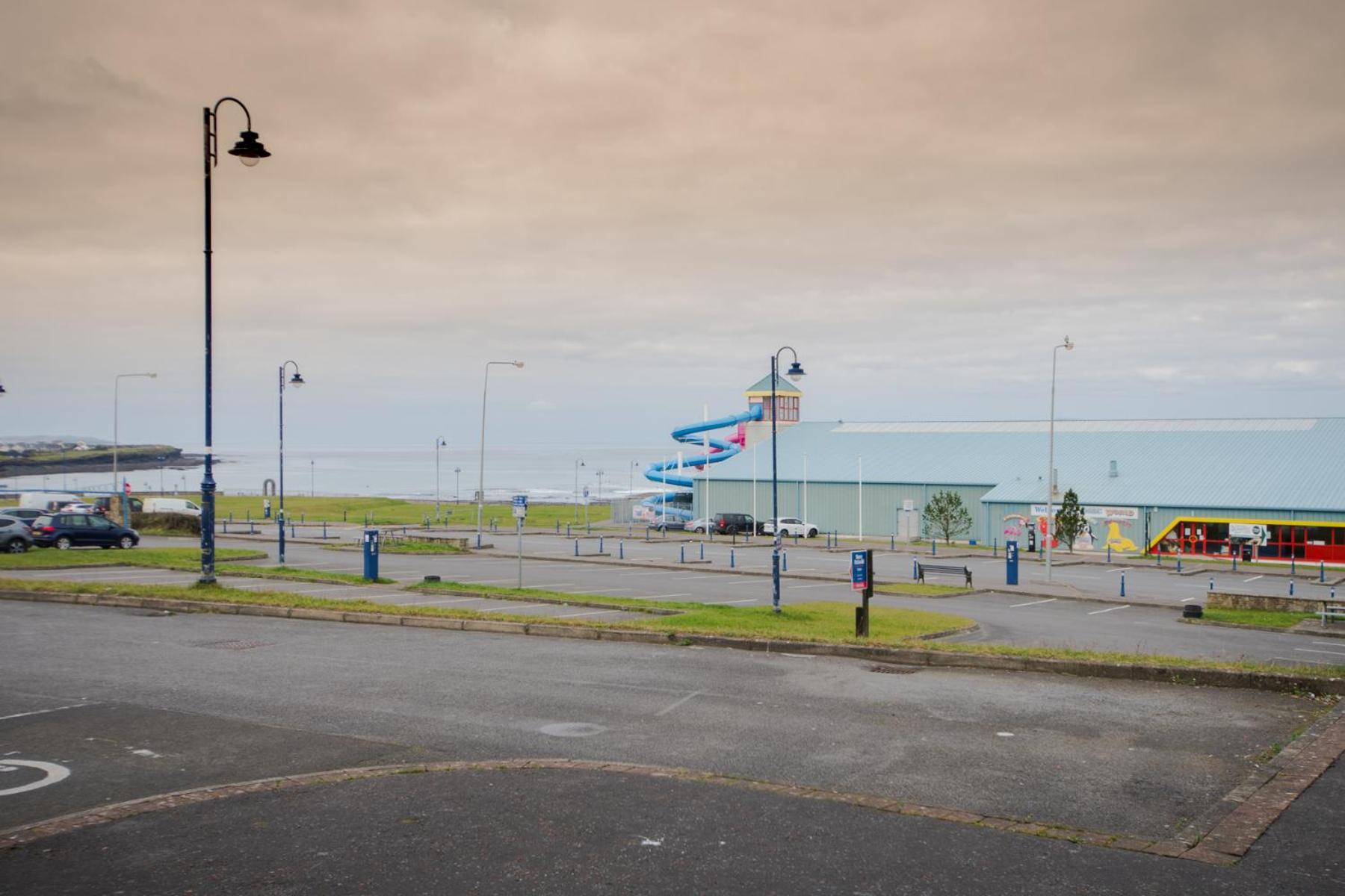 Peak View Apartment Main Beach بوندوران المظهر الخارجي الصورة