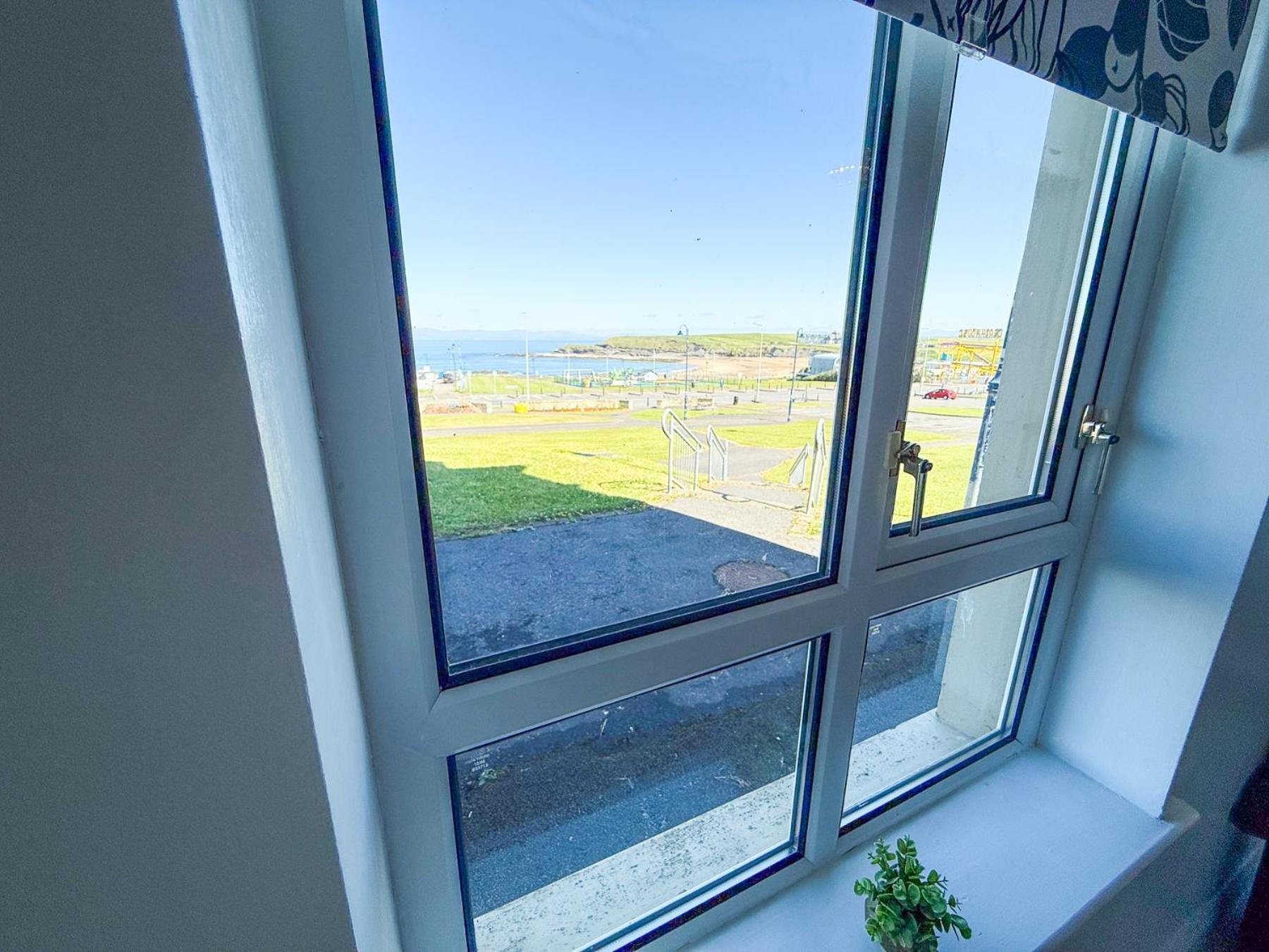 Peak View Apartment Main Beach بوندوران المظهر الخارجي الصورة